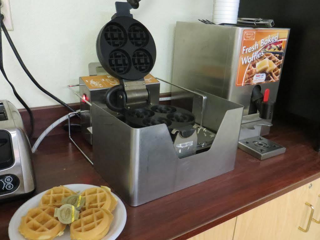 萨凡纳列治文山旅程住宿酒店 外观 照片